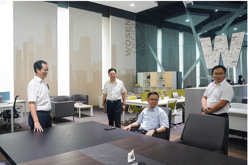 市政协副主席徐剑率市委政研室一行到访华盛家具调研指导 市政协副主席徐剑率市委政研室一行到访华盛家具调研指导